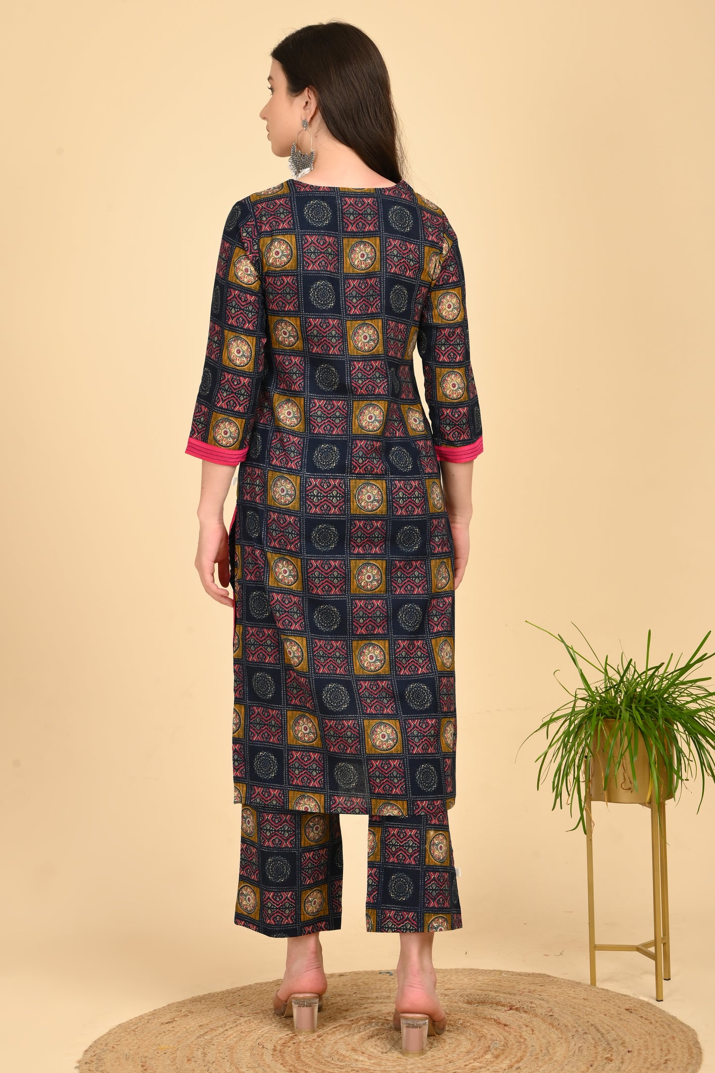 Navy Geometric Kurta Set – Style 1